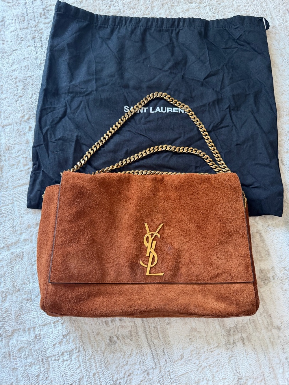 YSL Kate Medium Reversible Shoulder Bag in Croc Embossed Leather and Suede - Picture 15 of 16